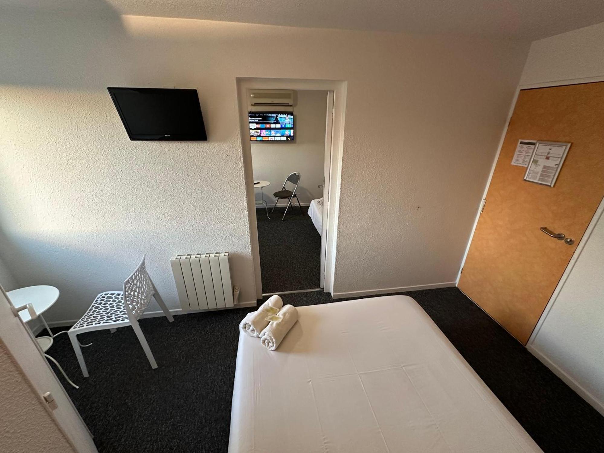 L'Escale D'Ales Hotel Zewnętrze zdjęcie