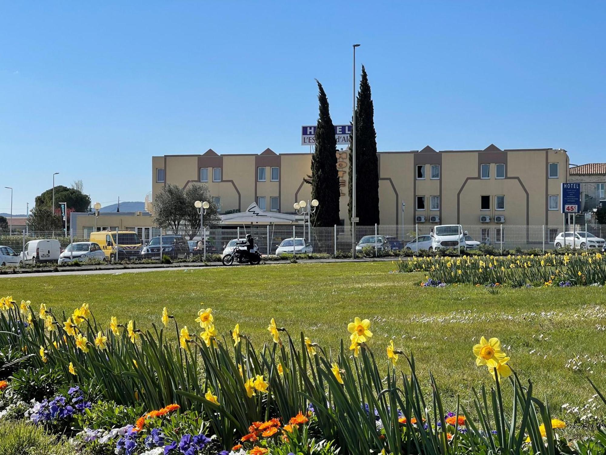 L'Escale D'Ales Hotel Zewnętrze zdjęcie