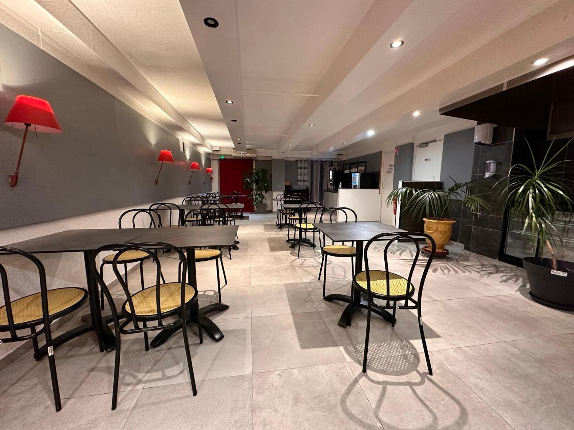 L'Escale D'Ales Hotel Zewnętrze zdjęcie