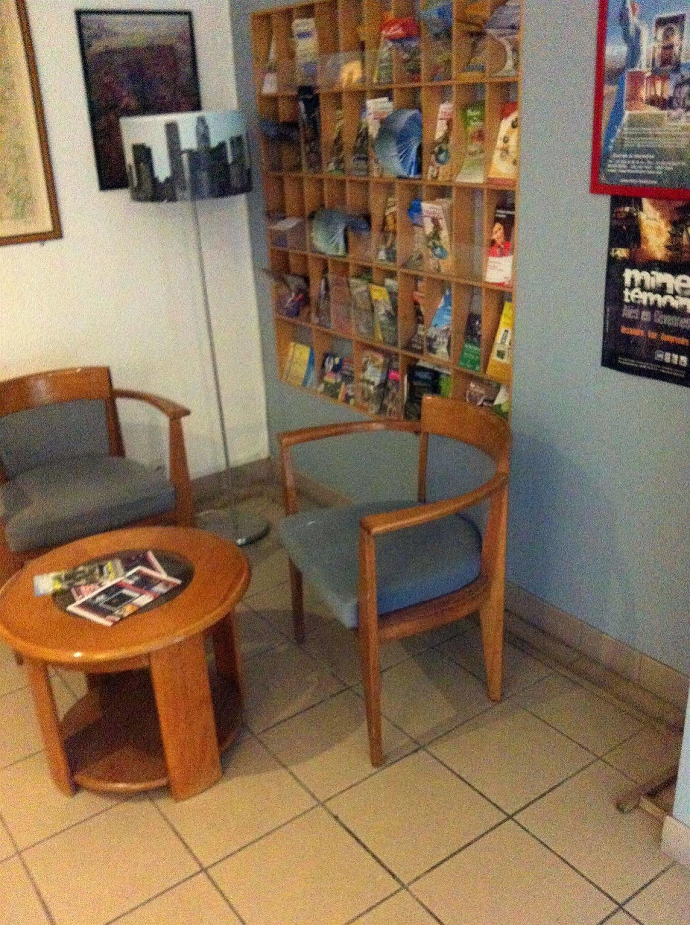 L'Escale D'Ales Hotel Zewnętrze zdjęcie